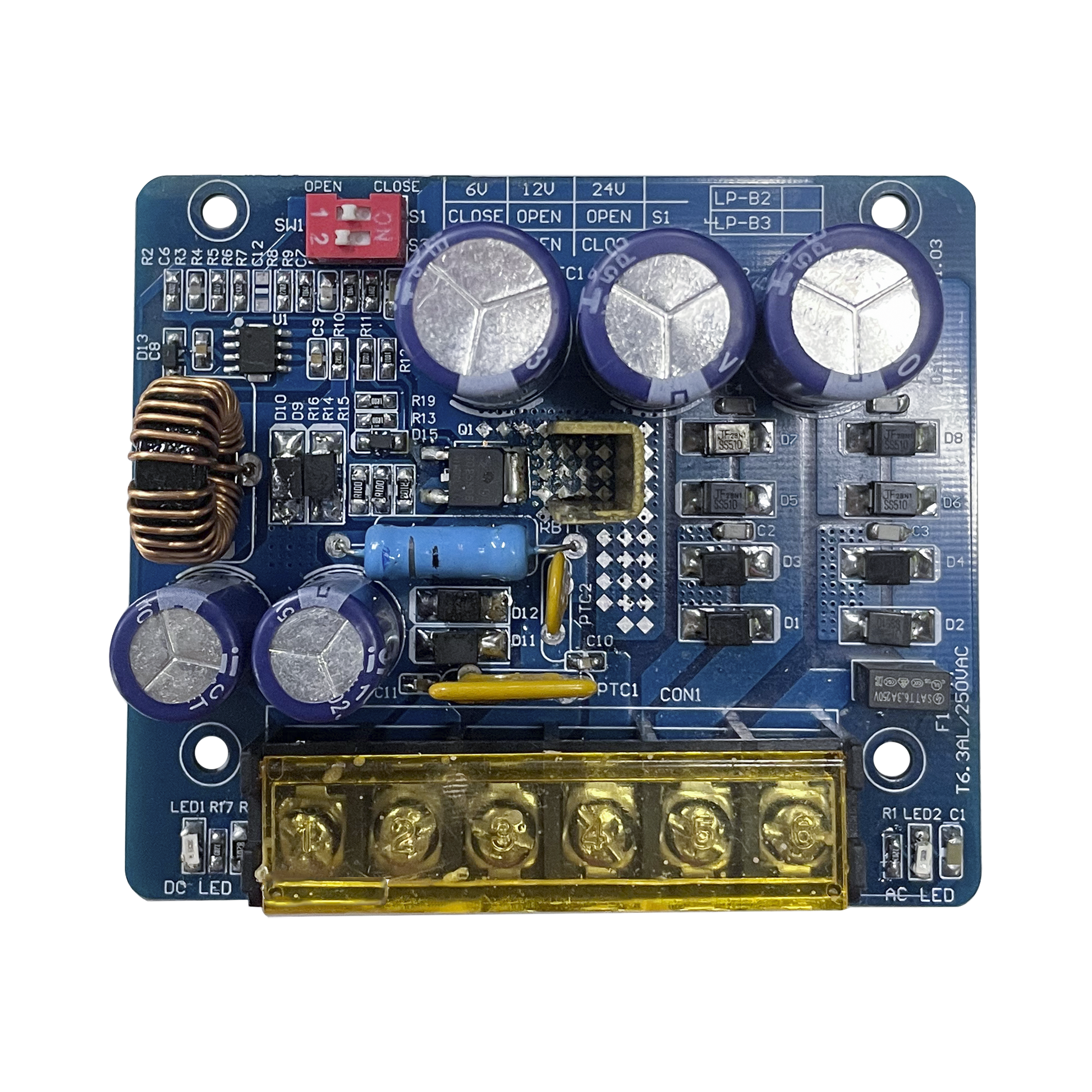 PL-B3|6 o 12  o 24 Vcc @ 4 A / Fuente tipo tarjeta/ 1 salida / requiere transformador de entrada  / capacidad de bater?¡as / bater?¡as no incluidas.