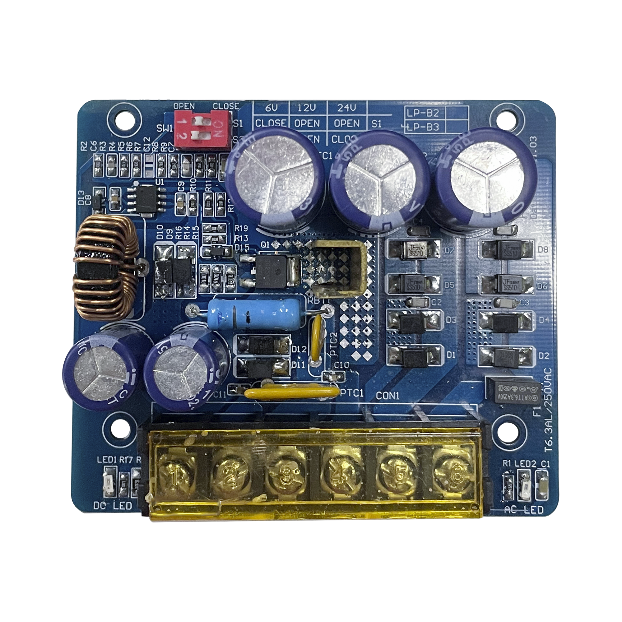 PL-B3|6 o 12  o 24 Vcc @ 4 A / Fuente tipo tarjeta/ 1 salida / requiere transformador de entrada  / capacidad de bater?¡as / bater?¡as no incluidas.