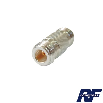 RFN-1013-1|Adaptador Barril en Linea para 50 Ohm, de Conector N Hembra a N Hembra, Plata/ Oro/ Teflón.