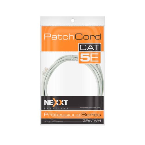 AB360NXT07 | Cable Patch cord Cat.5E UTP Blanco 3Ft multifilar con revestimiento tipo CM Nexxt Solutions